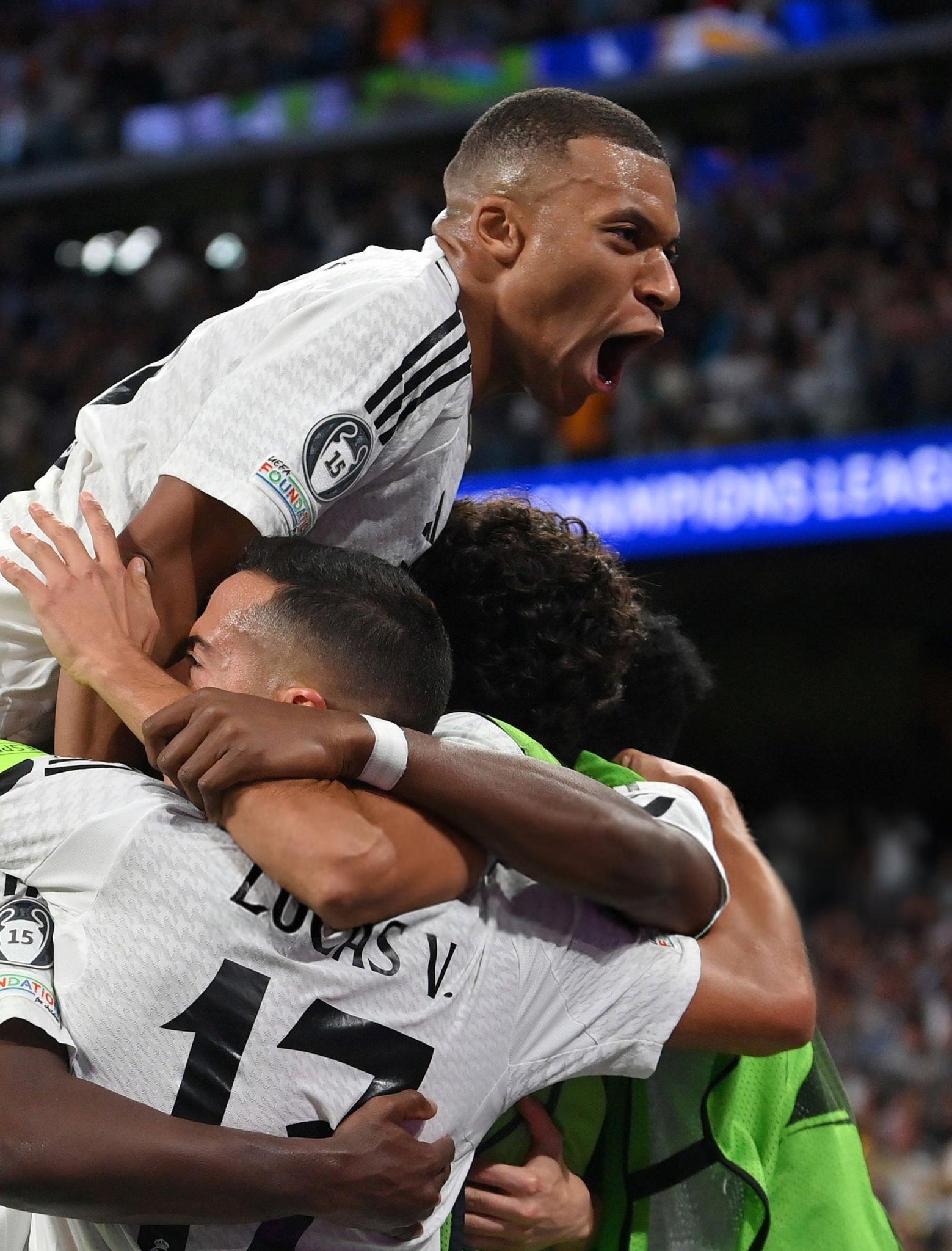 LOL直播-亚特兰大训练开放日，赛后遗憾出局引欢呼，法国杯在即，临场指挥获称赞的简单介绍